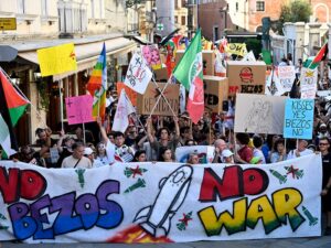 Protests Erupt in Venice Day After Jeff Bezos and Lauren Sanchezs Wedding getty 2